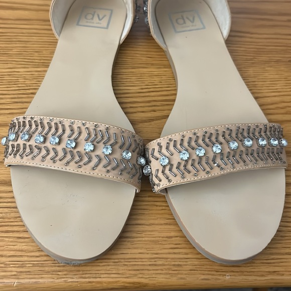 🍒 Dolce Vita Tan Beaded and Jeweled Sandals Size 10 - Picture 5 of 12